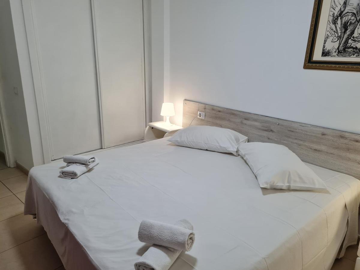 Habitaciones Nathaly Armenime Exterior foto